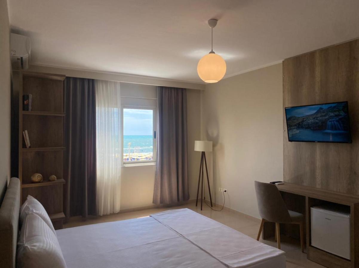 Rumar Hotel Durrës Eksteriør billede
